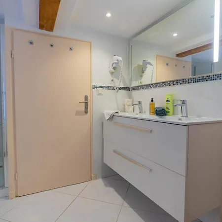 De Luxe Mimosa 6p Apartment Cannes