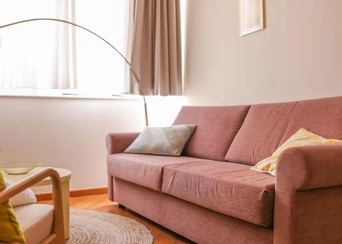 شقة De Luxe Mimosa 6p كان