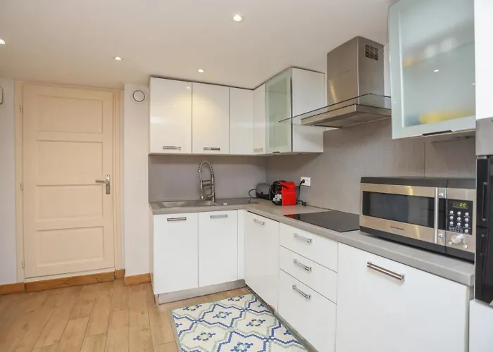 شقة De Luxe Mimosa 6p كان