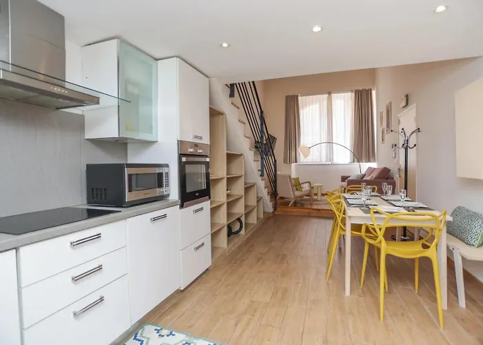 De Luxe Mimosa 6p Апартаменты *